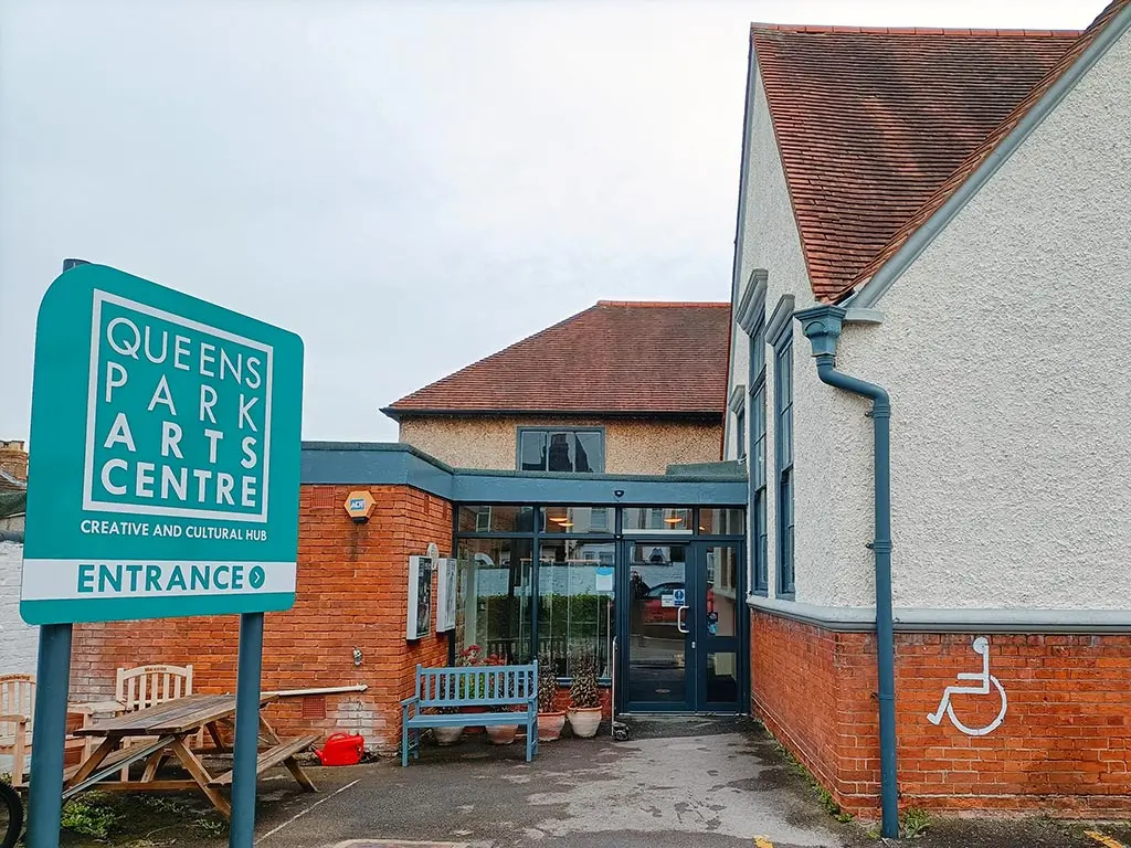 Queens Park Arts Centre & Limelight Theatre
